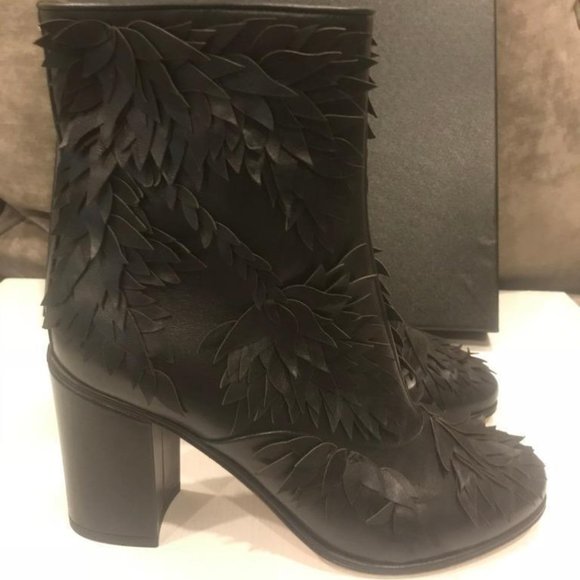 CHANEL 18C Leather Fringe Leaf Detail Ankle Boots Bootie Heels Shoes - Picture 4 of 12